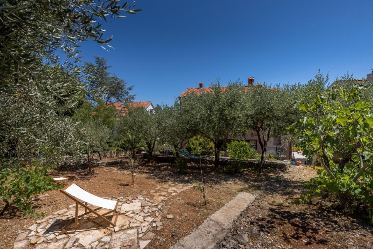 מאלי לוסיניי Providenca Accommodation מראה חיצוני תמונה
