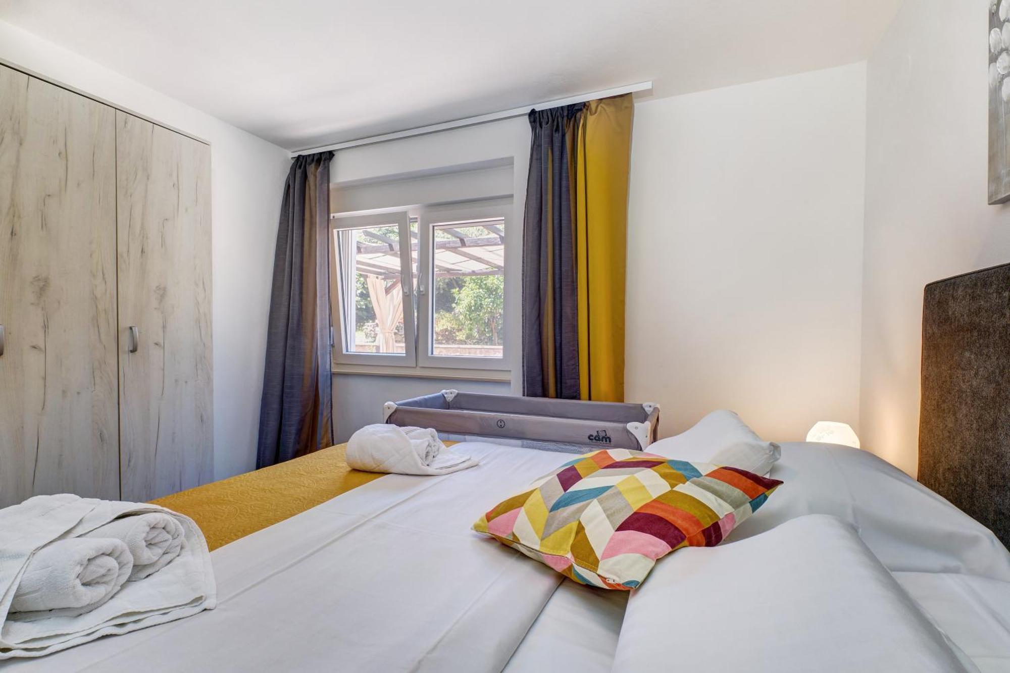 מאלי לוסיניי Providenca Accommodation מראה חיצוני תמונה