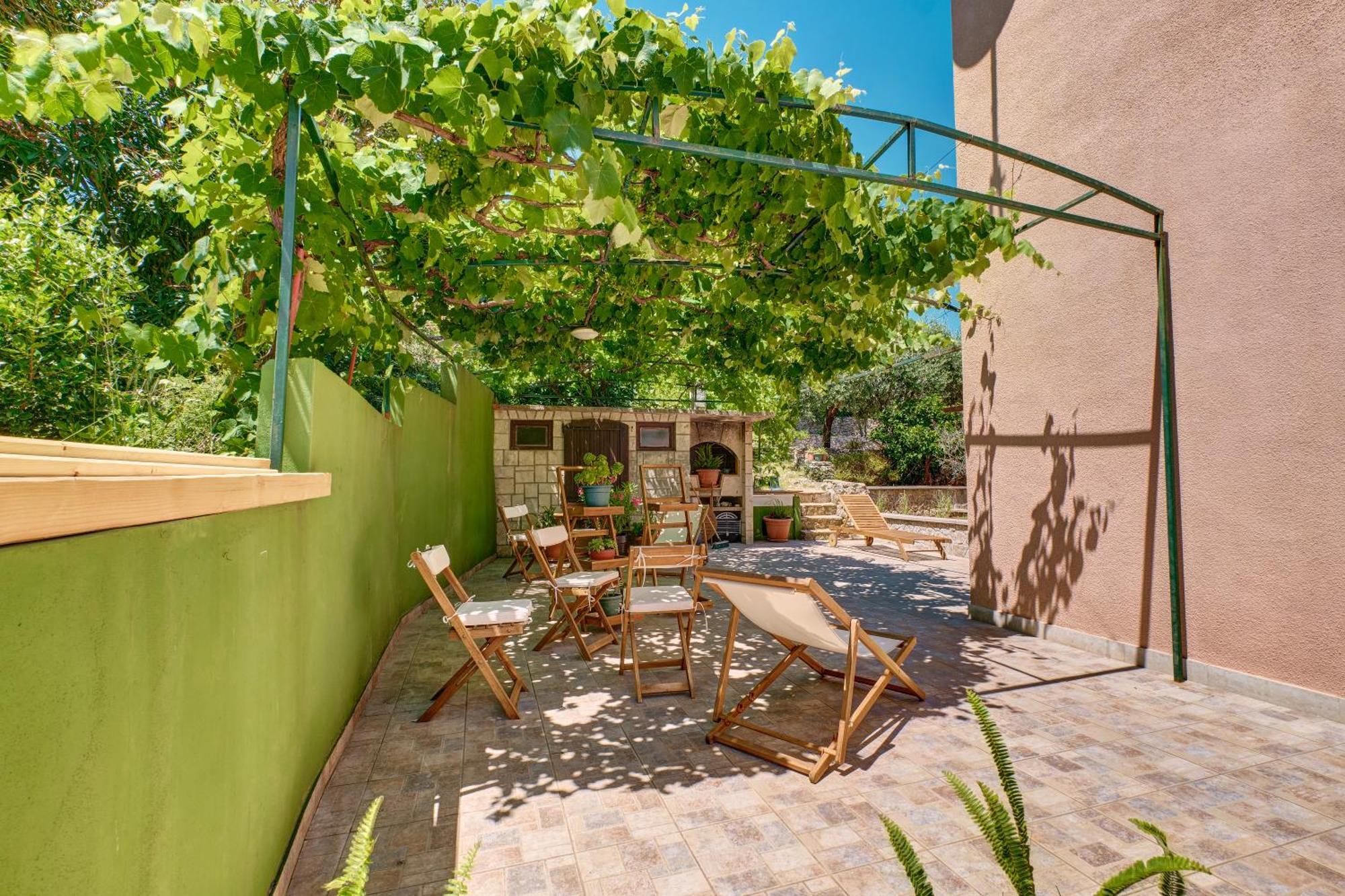 מאלי לוסיניי Providenca Accommodation מראה חיצוני תמונה
