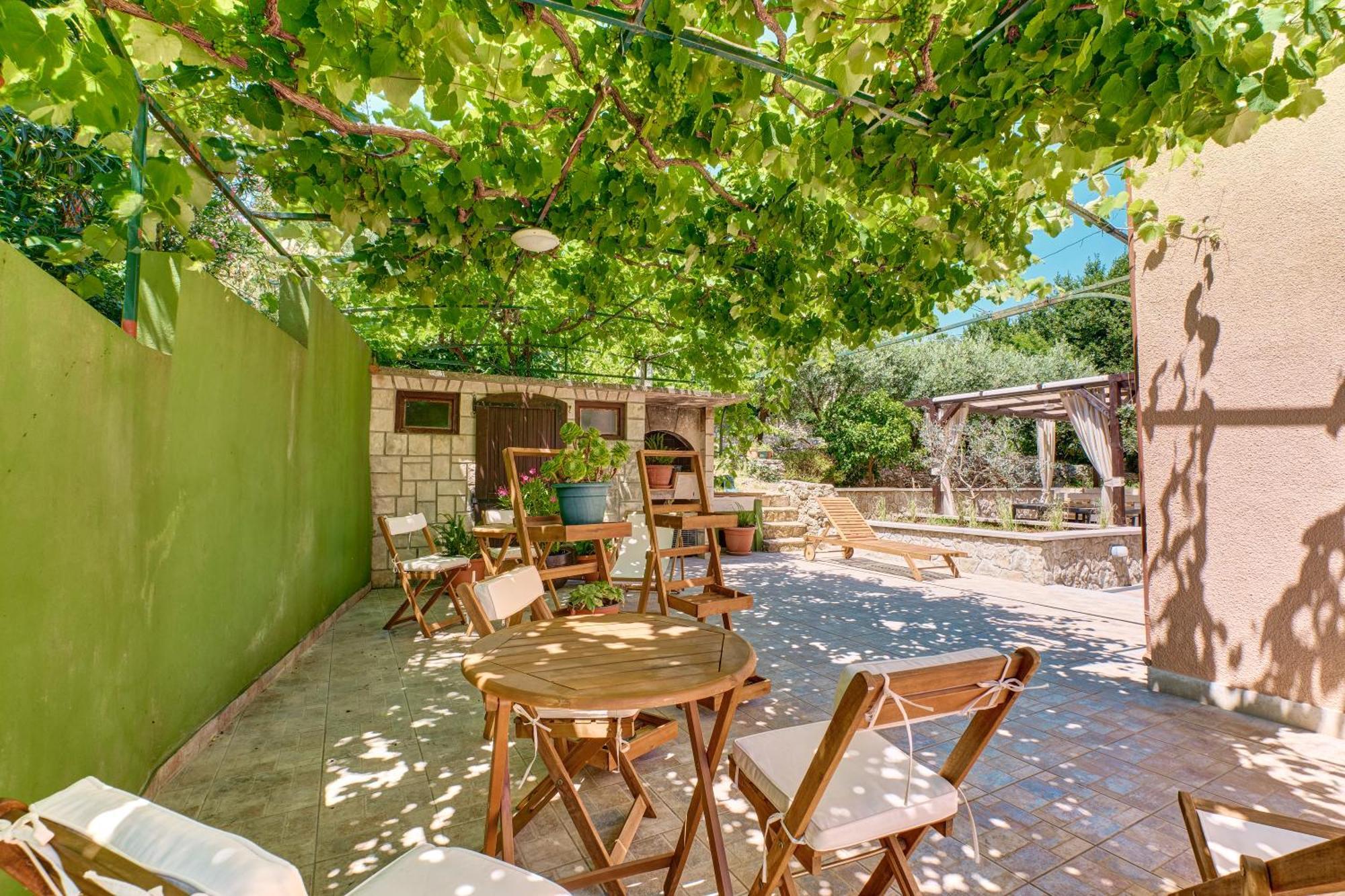 מאלי לוסיניי Providenca Accommodation מראה חיצוני תמונה
